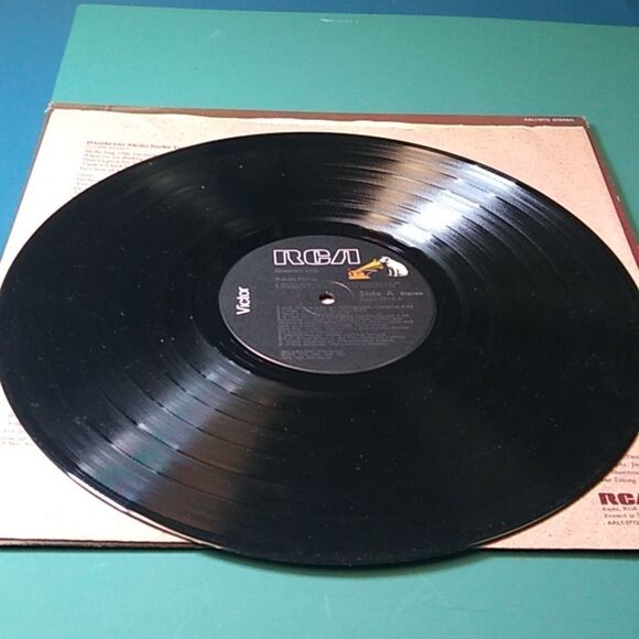 Ronnie Milsap Greatest Hits Vinyl Record - Picture 8 of 11